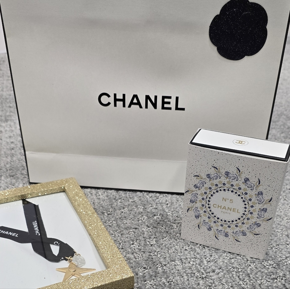 Chanel No 5bag Charm Perfume With Pendant